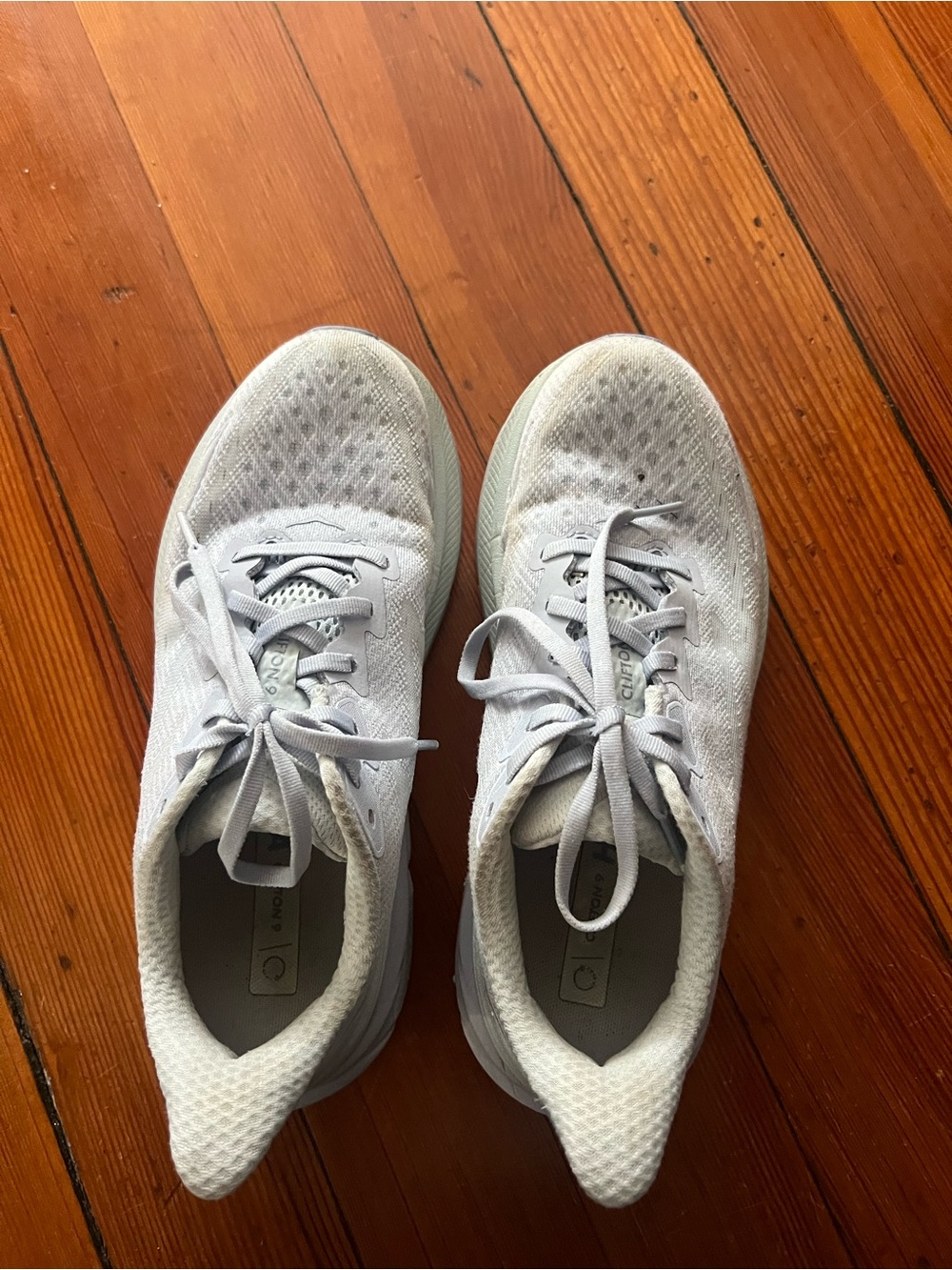 Hoka Women's Clifton 9's